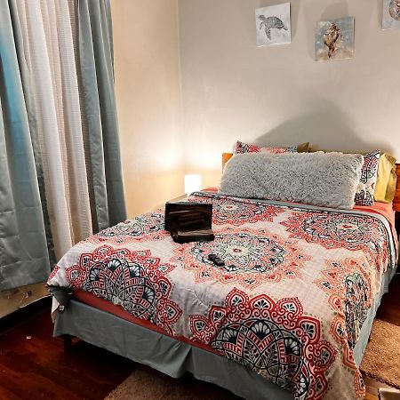 ホテル Clean, Spacious, Inexpensive Queen Br シカゴ エクステリア 写真